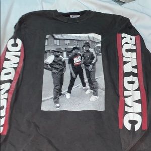 Run dmc graphic shirt
